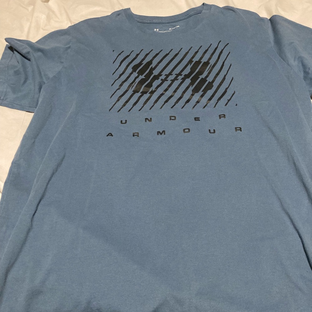 Under Armour heat gear athletic tee mens